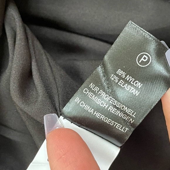 House of Harlow Black Gold Button Asymmetrical Blazer Women’s Size Small - Picture 6 of 7